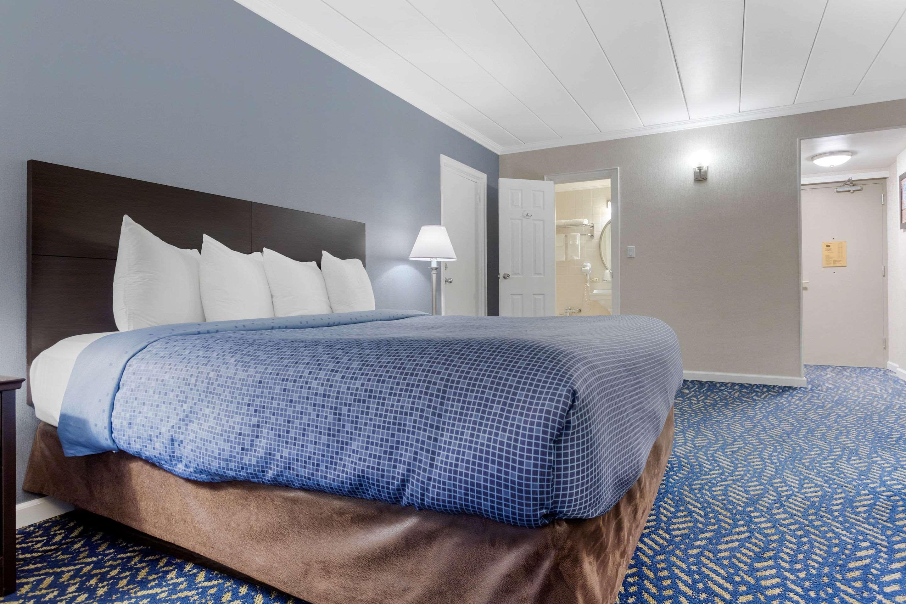 Econo Lodge Hicksville Eksteriør billede