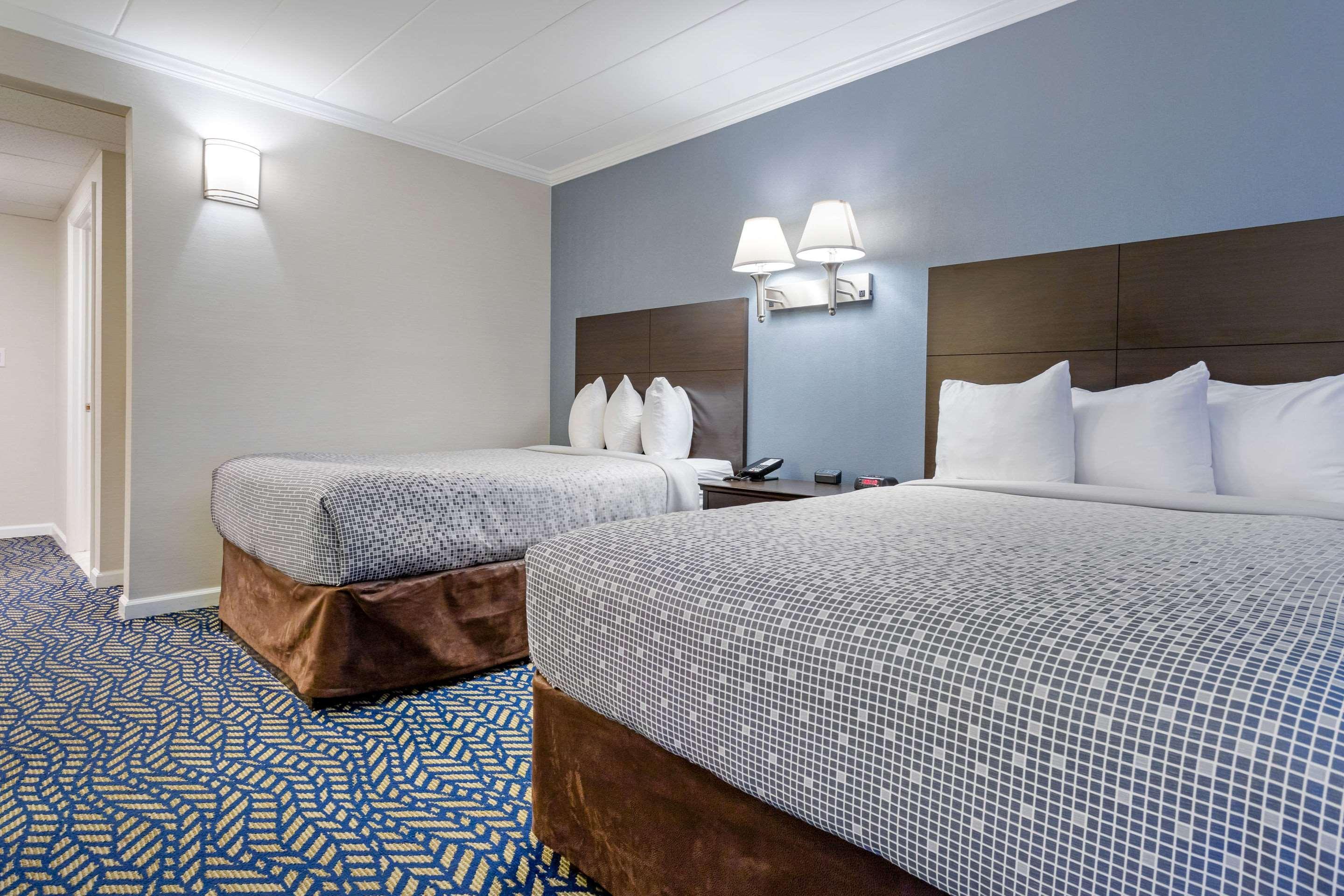 Econo Lodge Hicksville Eksteriør billede