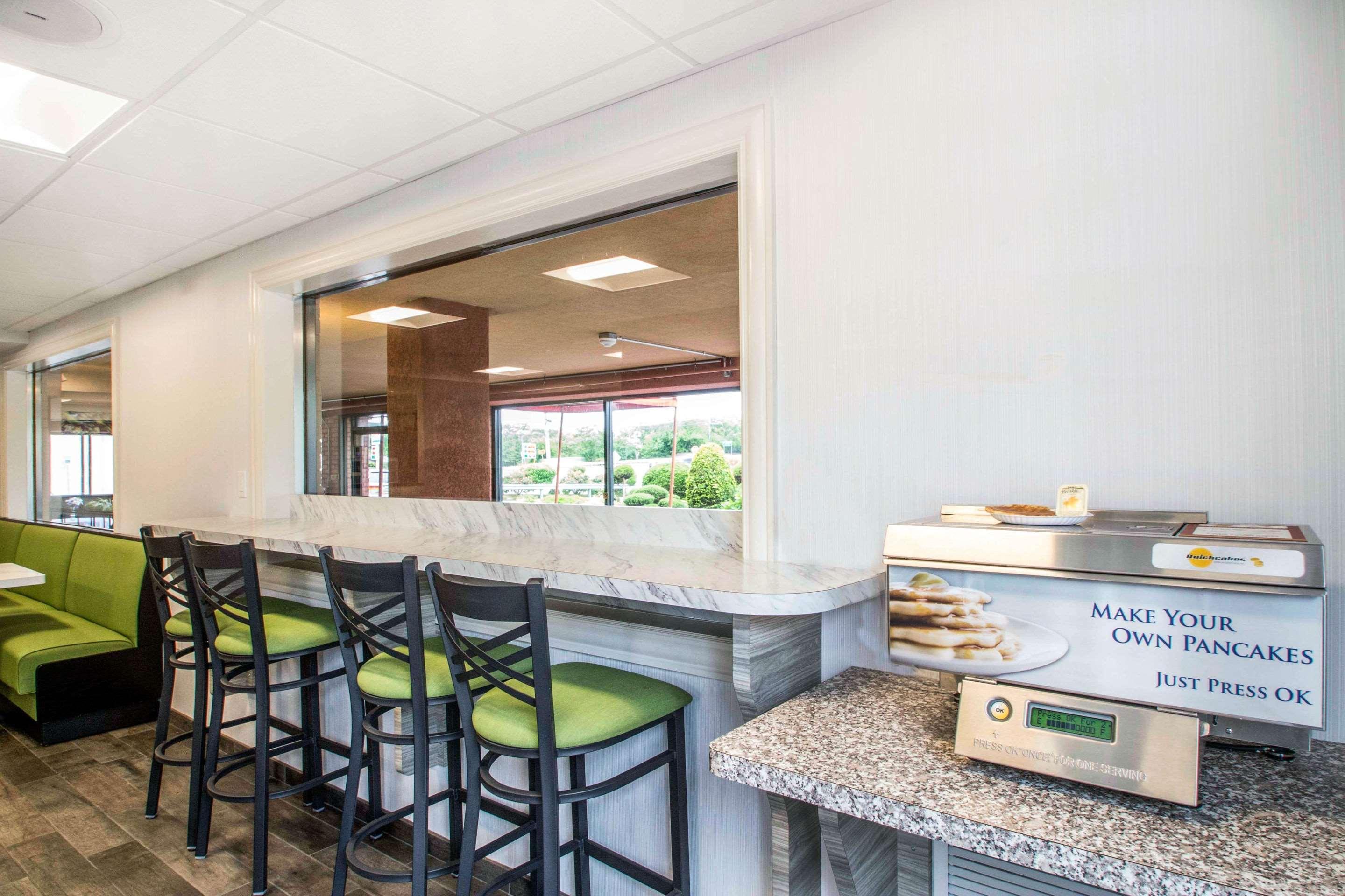 Econo Lodge Hicksville Eksteriør billede